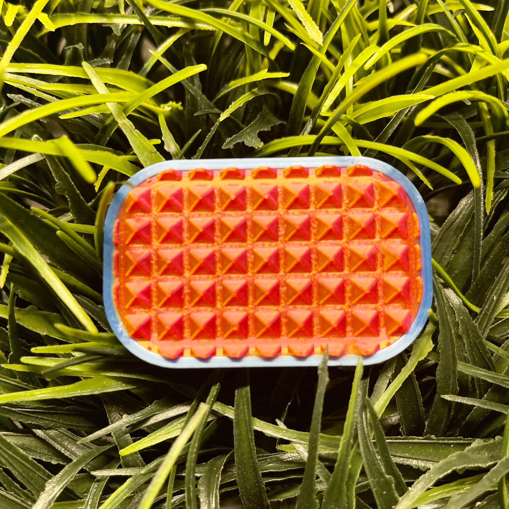 Magnetic Fidget Slider with the Pyramids texture