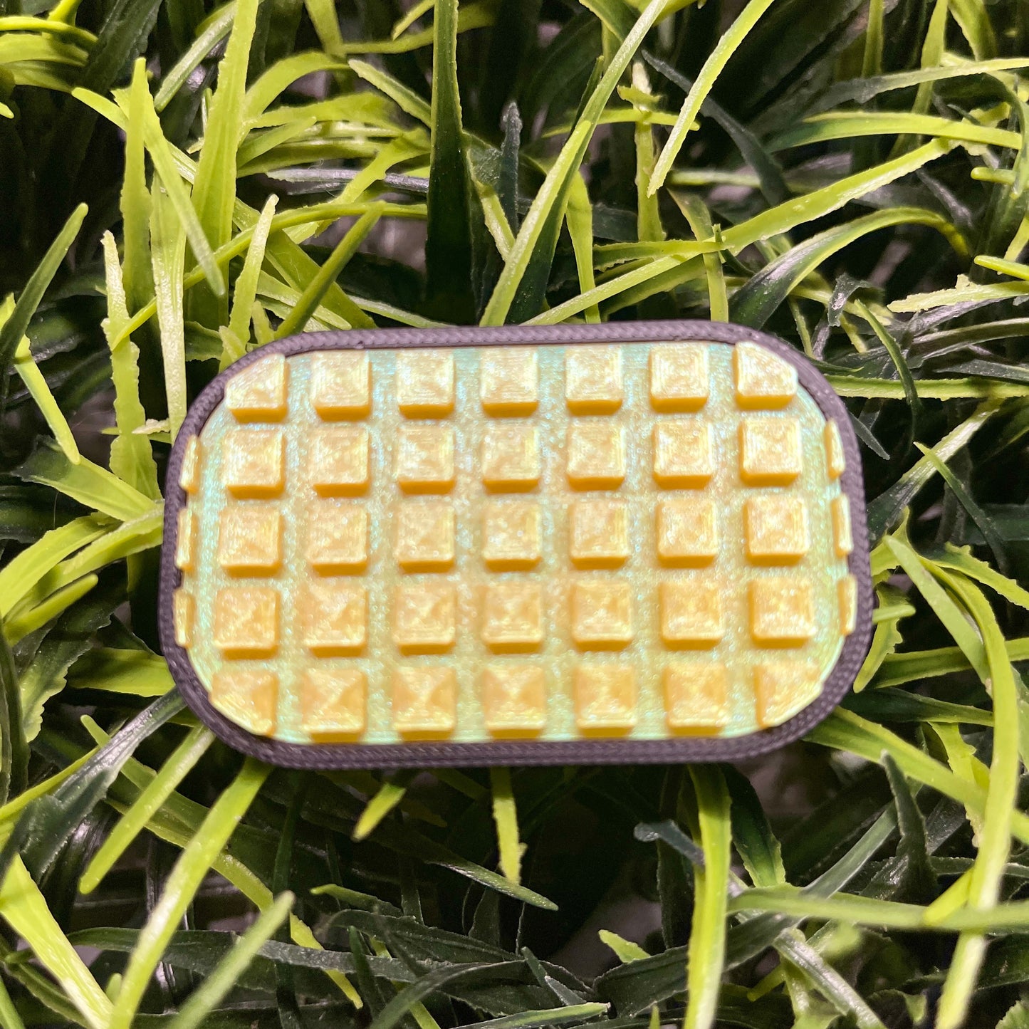 Magnetic Fidget Slider with the Waffle texture